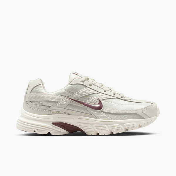 WMNS NIKE INITIATOR