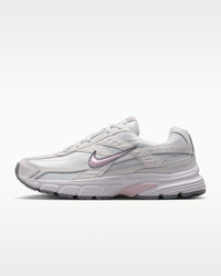 WMNS NIKE INITIATOR