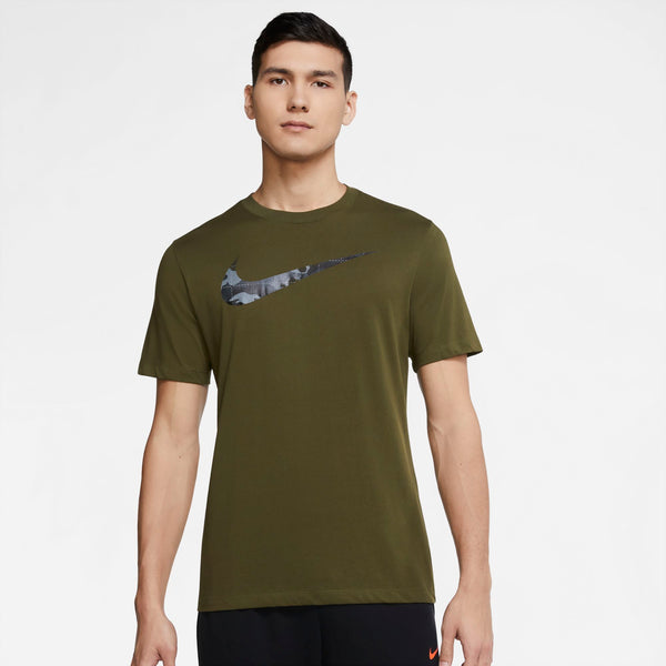 M NK DF TEE CAMO FILL GFX